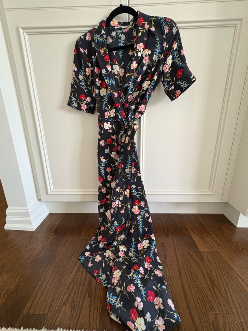 Equipment Femme Silk Floral Wrap Dress – Black – Size XS
